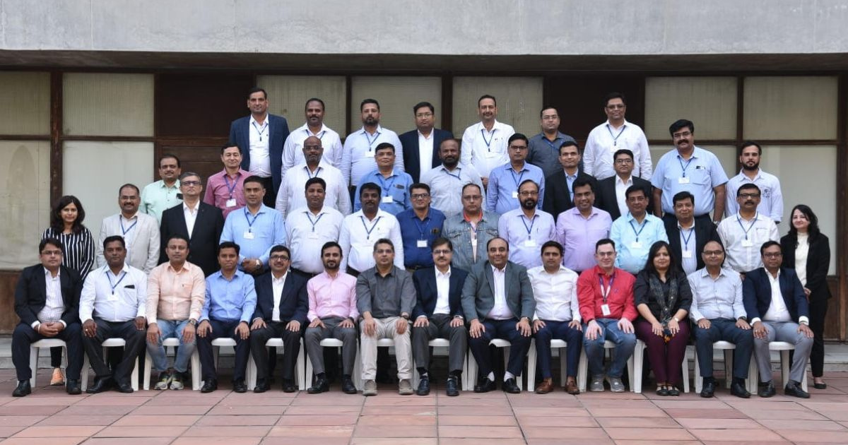 Tata Motors Finance’s Bright Minds Conferred with ‘Complete Banker’ Certification from IIM Ahmedabad